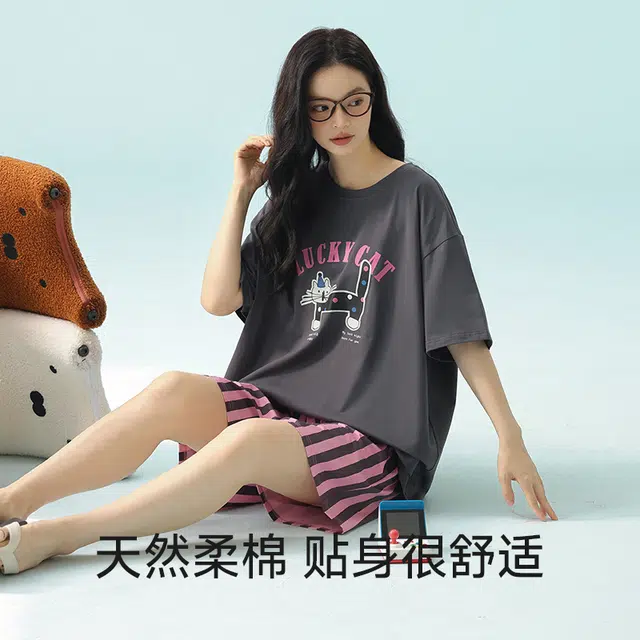 夏芬妍 柔软舒适透气亲肤英文长条猫条纹圆领家居服休闲短袖时尚可外穿睡衣套装 女款 深灰色