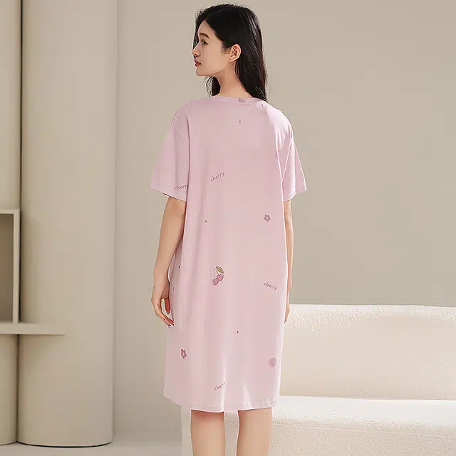 夏芬妍 时尚柔软亲肤面包猫咪圆领家居服简约休闲舒适短袖睡衣可外穿睡裙 女款 浅紫色