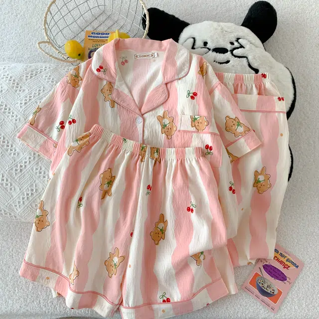 夏芬妍 柔软舒适条纹小熊云朵棉翻领开衫家居服亲肤休闲短袖三件套时尚可外穿睡衣套装 女款