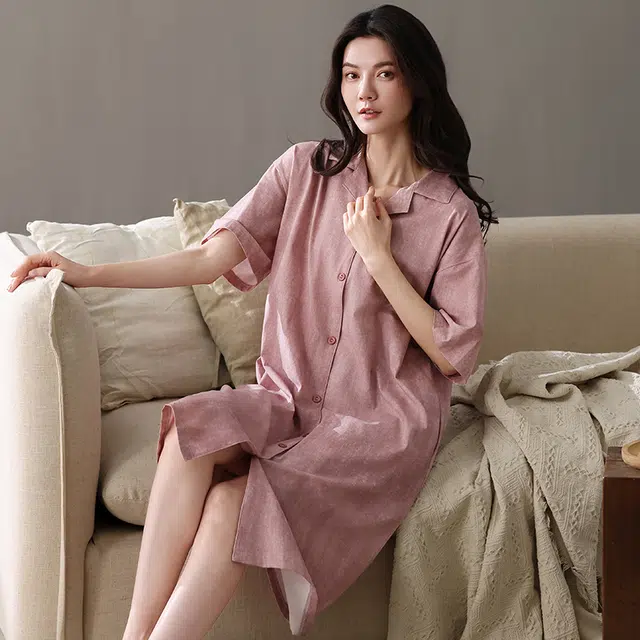 夏芬妍 简约亲肤开衫舒适休闲翻领时尚短袖睡裙 女款 粉色