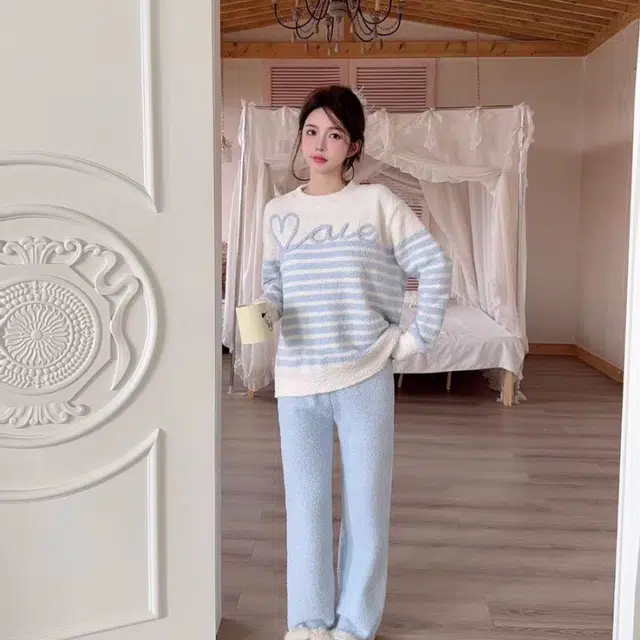夏芬妍 简约甜美柔软亲肤爱心英文条纹半边绒加绒加厚蓄温保暖长袖长裤可外穿睡衣套装 女款 蓝色