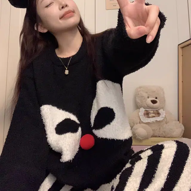 夏芬妍 简约甜美柔软亲肤可爱大眼竖纹裤半边绒家居服加绒加厚蓄温保暖长袖长裤可外穿秋冬款睡衣套装 女款 黑色
