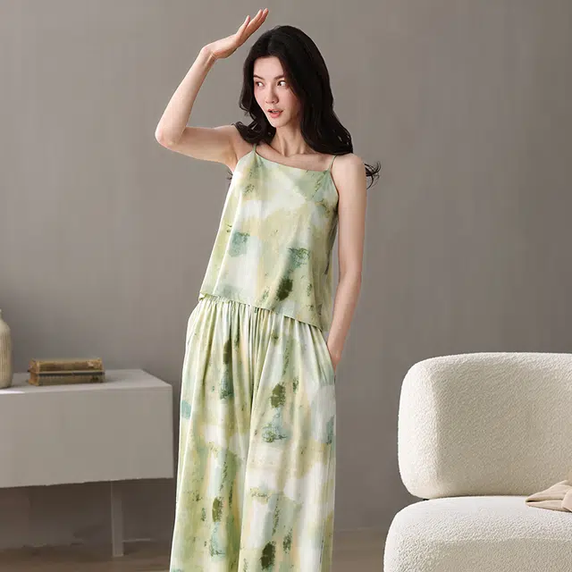夏芬妍 柔软舒适透气亲肤带胸垫家居服休闲凉感时尚可外穿睡衣套装 女款 绿色