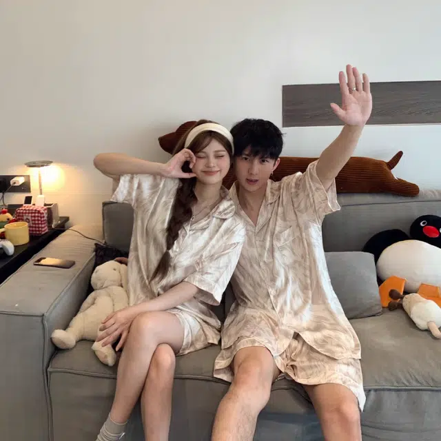 夏芬妍 休闲晕染冰丝翻领舒适亲肤宽松凉感短袖短裤时尚简约可外穿家居服睡衣套装 男女同款