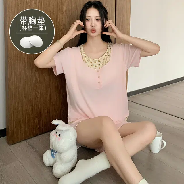 夏芬妍 柔软舒适甜美纯色碎花假两件冰丝螺纹家居服亲肤休闲带胸垫短袖短裤时尚可外穿睡衣套装 女款 粉色