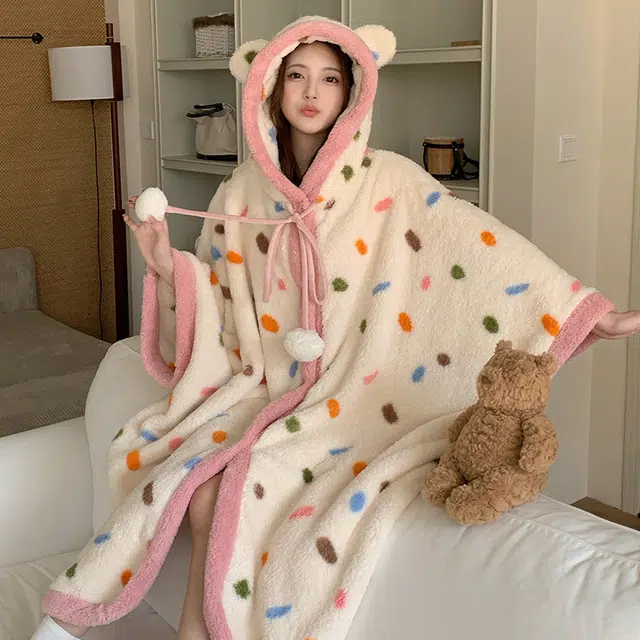 夏芬妍 柔软亲肤时尚彩点卡通连帽保暖长袖可外穿睡袍 女款 粉白色