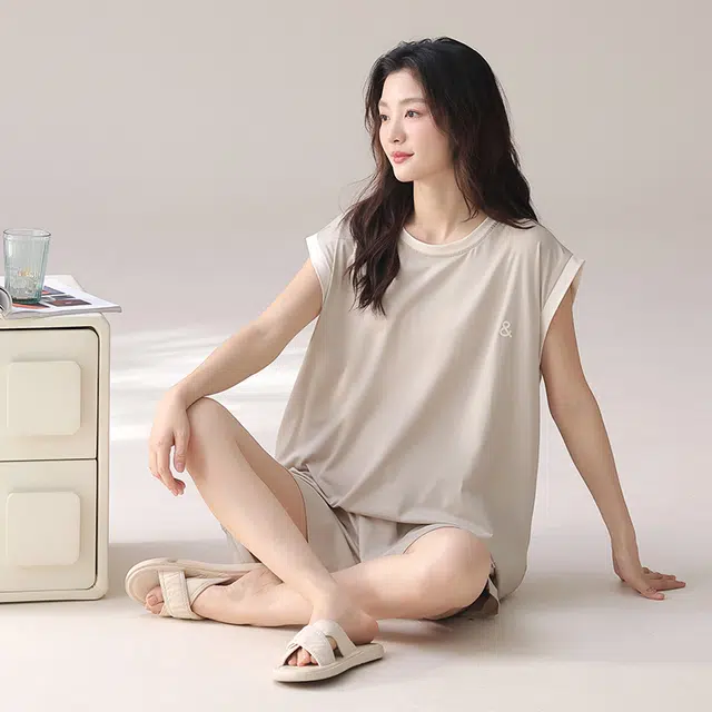 夏芬妍 柔软亲肤透气莫代尔圆领家居服舒适休闲凉感简约背心短裤可外穿夏季睡衣套装 女款