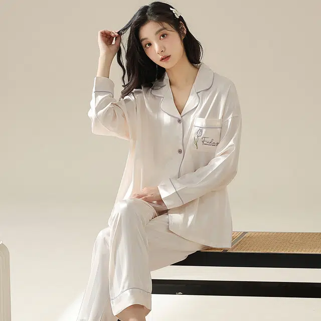 夏芬妍 简约休闲高级感条纹郁金香冰丝家居服舒适亲肤宽松长袖长裤可外穿睡衣套装 女款 米色