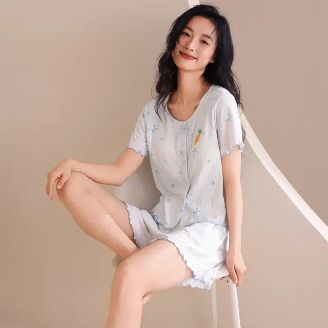 夏芬妍 甜美柔软舒适碎花蝴蝶结卡通圆领带胸垫开衫家居服凉感透气亲肤宽松短袖短裤可外穿睡衣套装 女款 蓝色