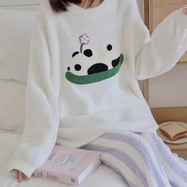 夏芬妍 简约甜美风可爱熊猫半边绒圆领家居服加厚亲肤休闲舒适长袖长裤可外穿秋冬款睡衣套装 女款 白色