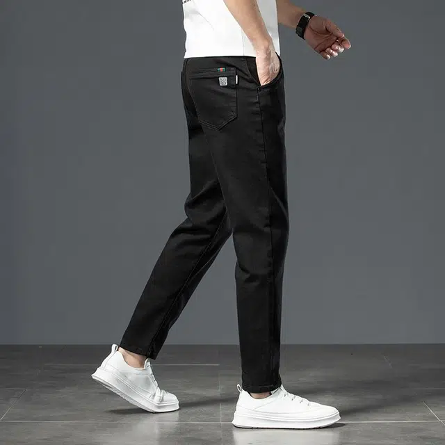 潮人榜 秋冬季黑色高端潮牌百搭中腰显高直筒厚款柔软舒适日常通勤商务弹力修身牛仔裤 男女同款