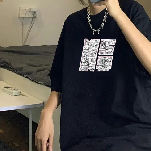 PAINT STAIN T