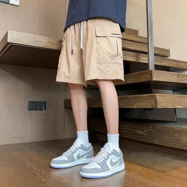 ZWWWZ
