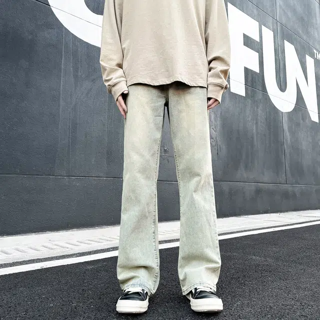220XAFB