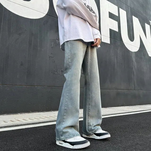 220XAFB