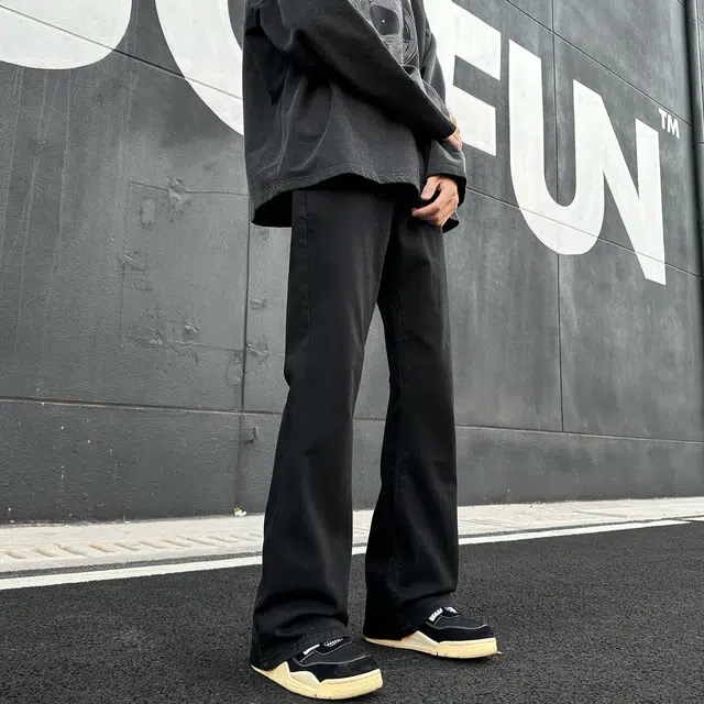 220XAFB