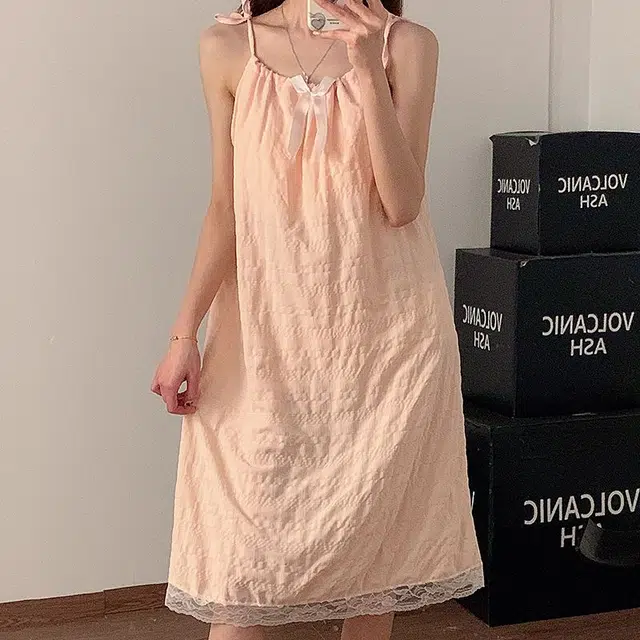 顶瓜瓜 带胸垫可拆卸性感无袖吊带中长裙甜美可爱蝴蝶结蕾丝花边家居服睡裙 女款