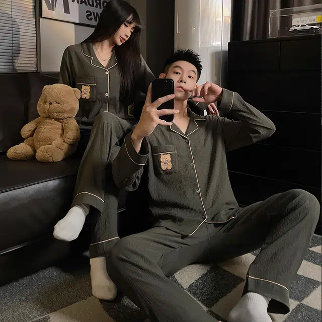 顶瓜瓜 长袖长裤翻领开衫简约卡通小熊休闲舒适两件套家居服睡衣套装 男女同款