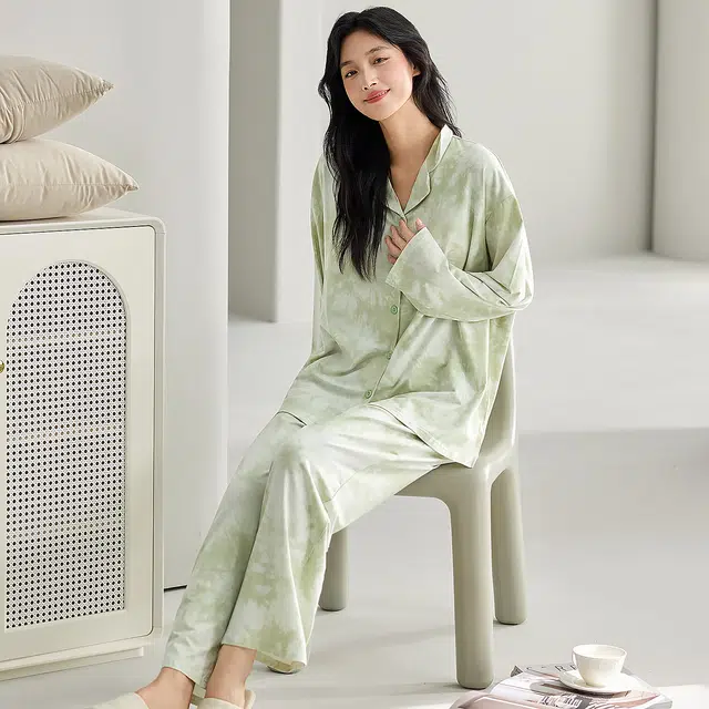 顶瓜瓜 简约开衫舒适休闲风长袖翻领设计家居服睡衣套装 女款