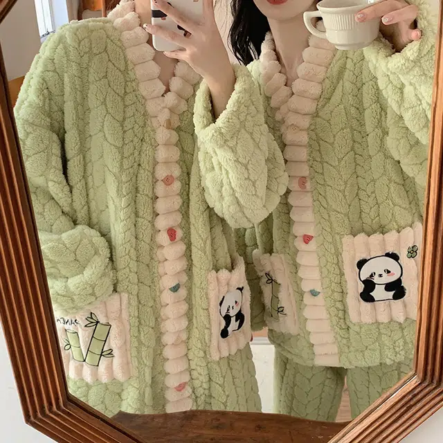 顶瓜瓜 珊瑚绒保暖加绒加厚可爱卡通熊猫长袖长裤休闲家居服睡衣套装 女款