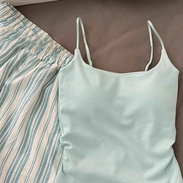 顶瓜瓜 带胸垫性感无袖吊带套头可爱甜美纯色韩版家居服睡衣套装 女款