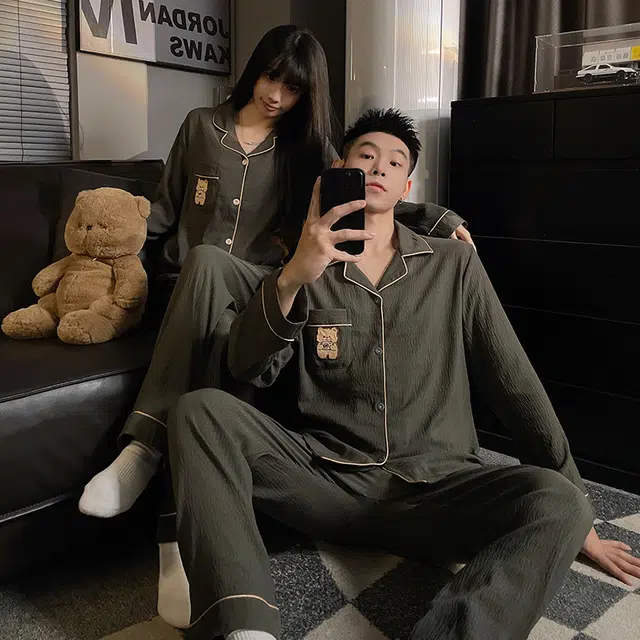 顶瓜瓜 长袖长裤翻领开衫简约卡通小熊休闲舒适两件套家居服睡衣套装 男女同款