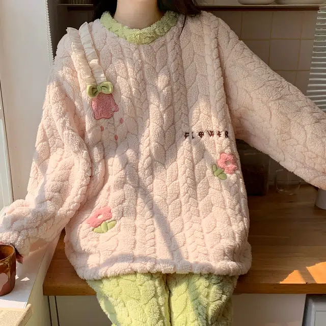 顶瓜瓜 珊瑚绒保暖加绒加厚玫瑰花印花甜美长袖长裤圆领休闲家居服睡衣套装 女款