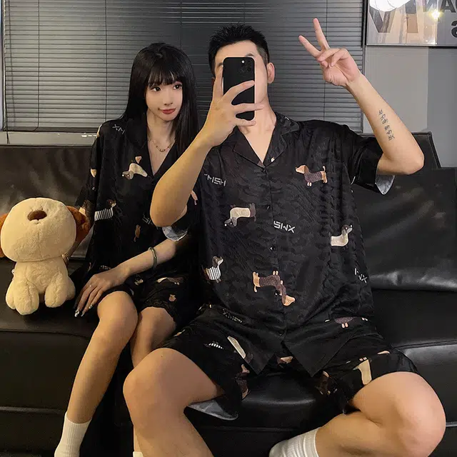 顶瓜瓜 冰丝短袖短裤冰凉感休闲舒适卡通腊肠狗花边情侣家居服睡衣套装 男女同款