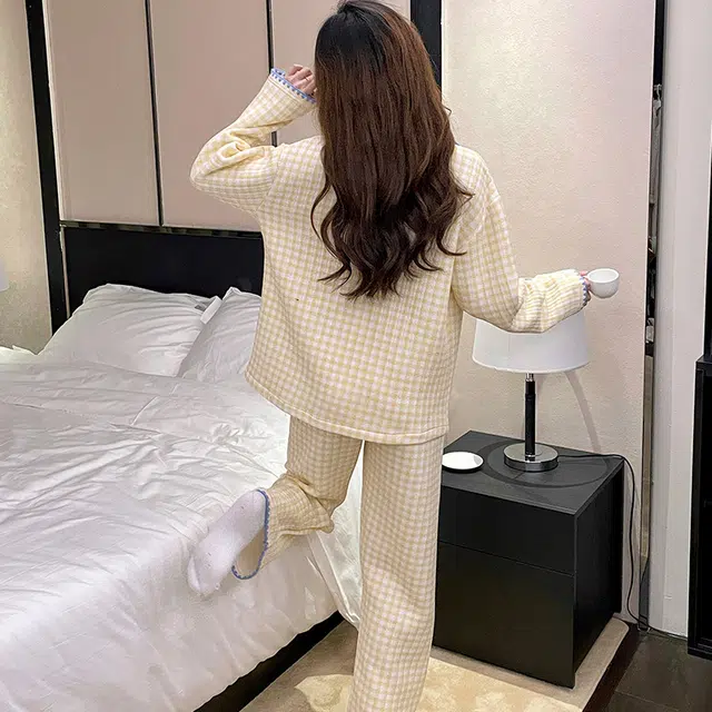 顶瓜瓜 空气夹层保暖加厚甜美格子纯色翻领开衫长袖长裤休闲家居服秋冬季睡衣套装 女款