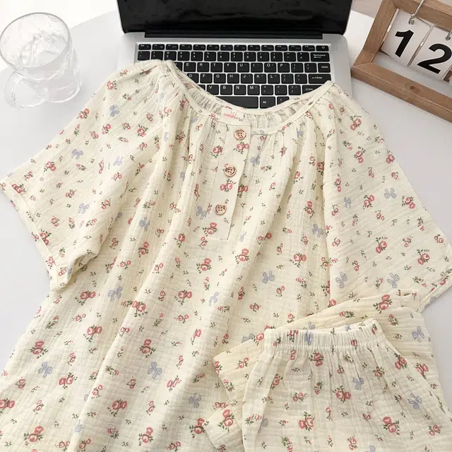 顶瓜瓜 夏季女透气舒适休闲短袖简约款式家居服睡衣套装 女款