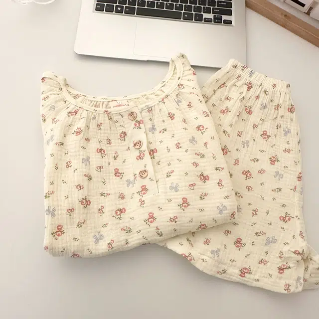 顶瓜瓜 夏季女透气舒适休闲短袖简约款式家居服睡衣套装 女款