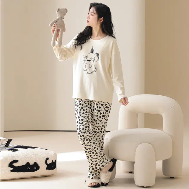 顶瓜瓜 小兔子图案简约舒适纯棉面料可外穿家居服睡衣套装 女款