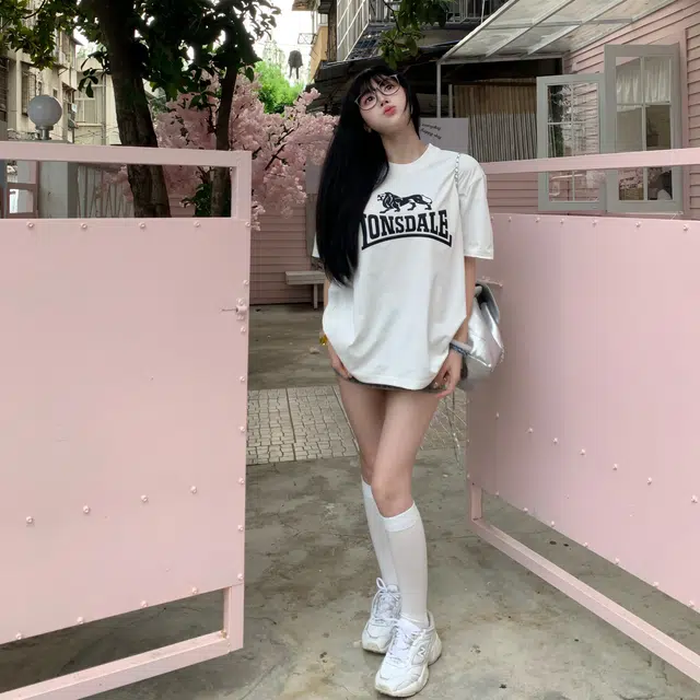 LONSDALE T