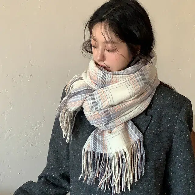 俞兆林 保暖韩系百搭高级感出行防风 聚酯纤维 绒线围巾 男女同款情侣款