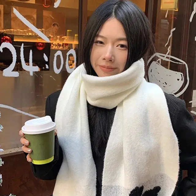 俞兆林 秋冬韩版纯色可爱小兔子蝴蝶结保暖加厚 绒线围巾 女款