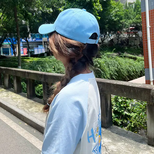 俞兆林 可爱小熊刺绣软顶户外出行遮阳时尚潮流百搭大头围显脸小 棉 鸭舌帽 男女同款情侣款