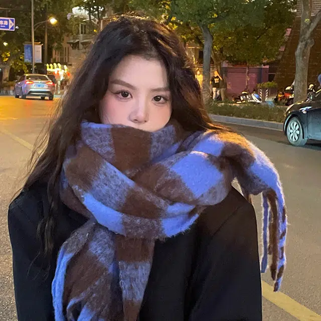 俞兆林 格子大集合韩系氛围感加大长款流苏百搭学生柔软保暖 心动礼盒装 聚酯纤维 绒线围巾 男女同款情侣款