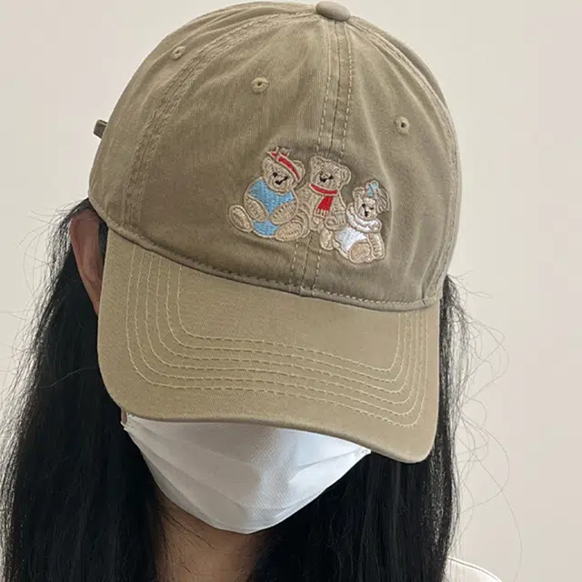 俞兆林 甜美可爱卡通小熊刺绣软顶户外出游时尚潮流百搭大头围显脸小 棉 鸭舌帽 男女同款情侣款