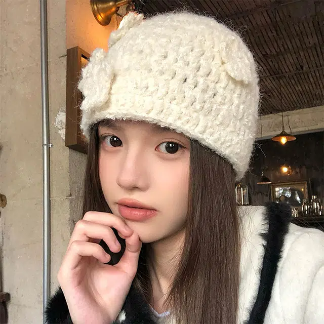 俞兆林 立体花朵毛线秋冬甜美可爱保暖护耳针织帽显脸小包头冷帽 腈纶 绒线帽  男女同款情侣款