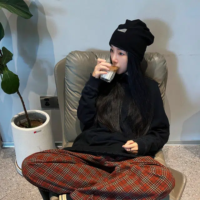 俞兆林 秋冬慵懒风大头围时尚金属标堆堆帽 套头冷帽 腈纶 绒线帽 男女同款情侣款