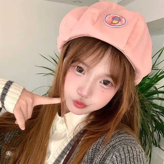 俞兆林 日系可爱甜美卡通兔子贴布夏季薄款透气百搭显脸小画家 腈纶 贝雷帽 女款