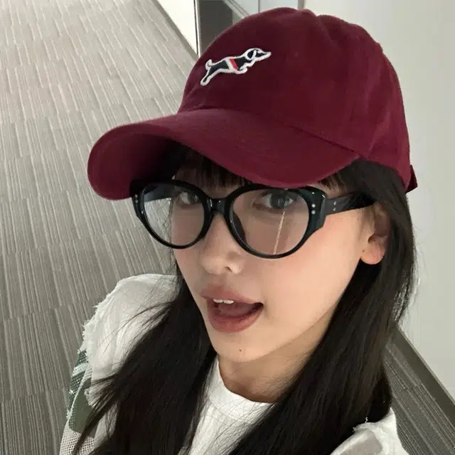 俞兆林 可爱小熊刺绣软顶户外出行遮阳时尚潮流百搭大头围显脸小 棉 鸭舌帽 男女同款情侣款