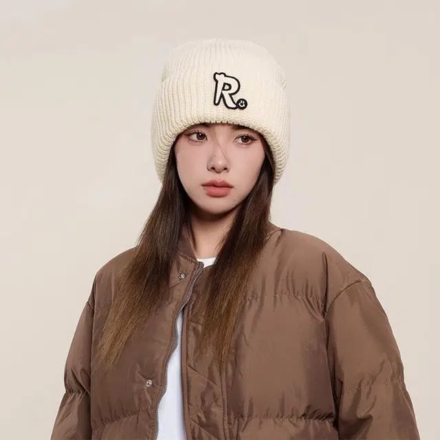 俞兆林 韩版秋冬字母针织保暖防寒纯色百搭 腈纶 绒线帽 男女同款情侣款