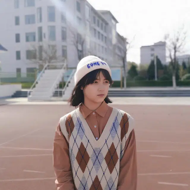 俞兆林 韩系户外双翻边字母刺绣保暖简约百搭 腈纶 绒线帽 男女同款情侣款