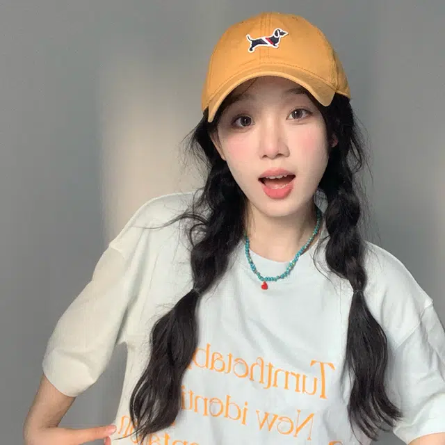 俞兆林 可爱小熊刺绣软顶户外出行遮阳时尚潮流百搭大头围显脸小 棉 鸭舌帽 男女同款情侣款
