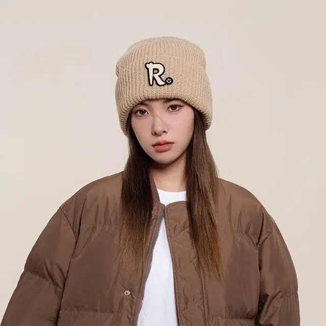 俞兆林 韩版秋冬字母针织保暖防寒纯色百搭 腈纶 绒线帽 男女同款情侣款