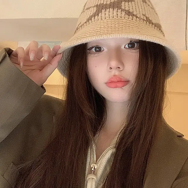 俞兆林 秋冬时尚拼色保暖防风简约百搭 腈纶 绒线帽 女款 黑色