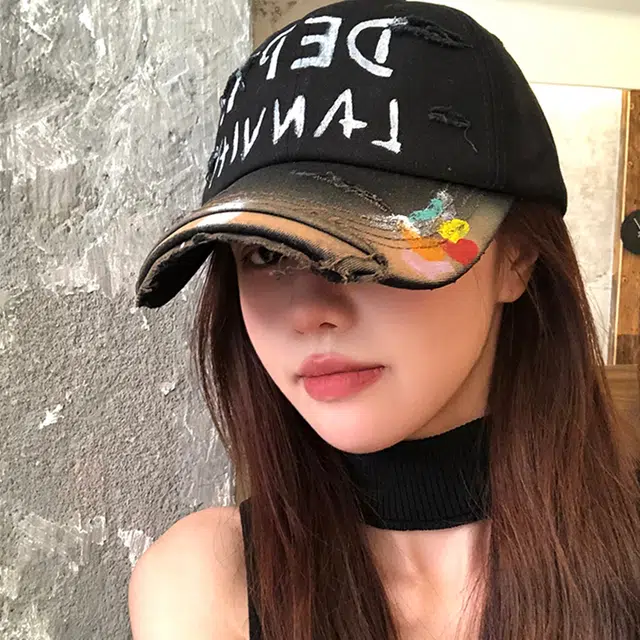 俞兆林 美式嘻哈破洞街头涂鸦软顶户外出游防晒遮阳时尚潮流百搭学生大头围显脸小 棉 鸭舌帽 男女同款情侣款