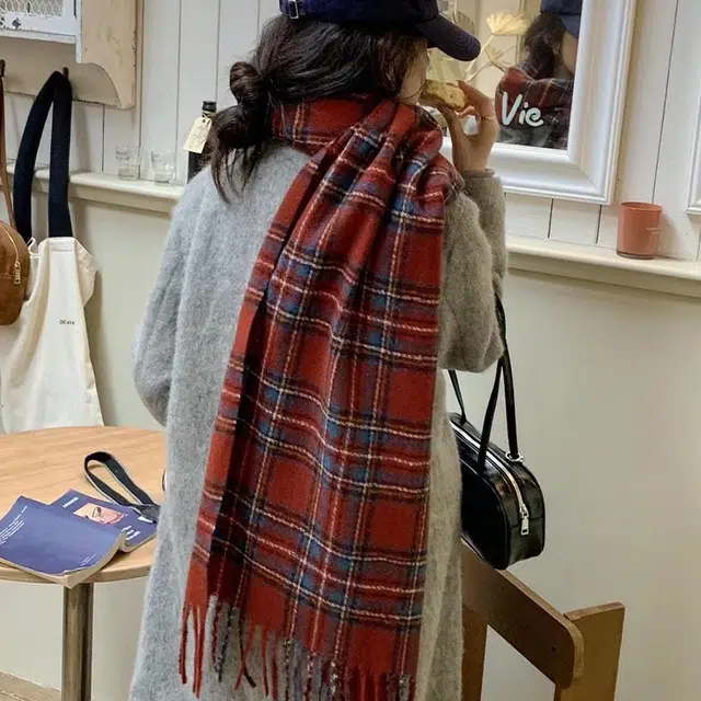 俞兆林 日韩系氛围感格子撞色保暖披肩复古格子围脖 绒线围巾  男女同款情侣款