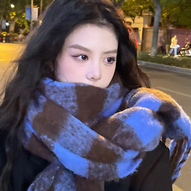 俞兆林 格子大集合韩系氛围感加大长款流苏百搭学生柔软保暖 心动礼盒装 聚酯纤维 绒线围巾 男女同款情侣款